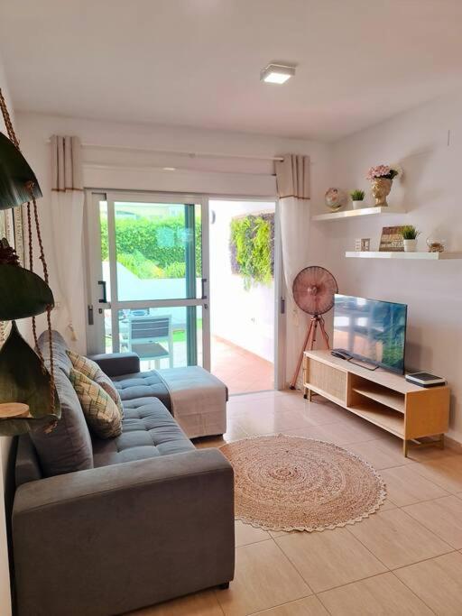 Homely Apt In Modern Building With Pool San Miguel de Abona Eksteriør billede